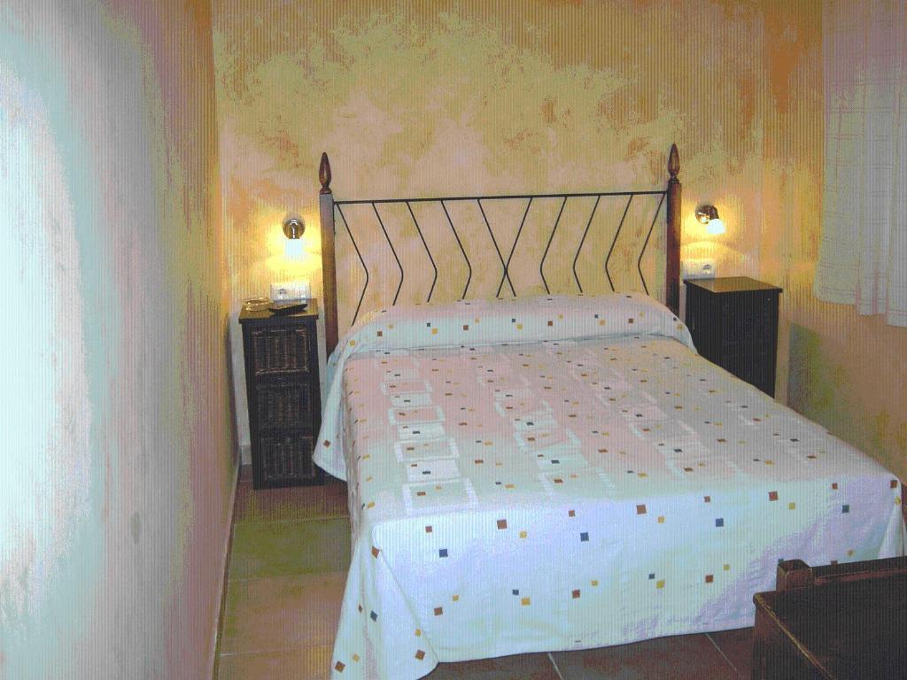 Hostal Valle Del Iregua Альбельда-де-Ирегуа Номер фото